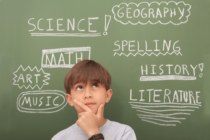 Sebutkan Nama Mata Kuliah